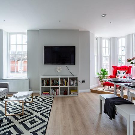 2 Bedroom Apartments With Sofa Bed In Southend 외부 사진