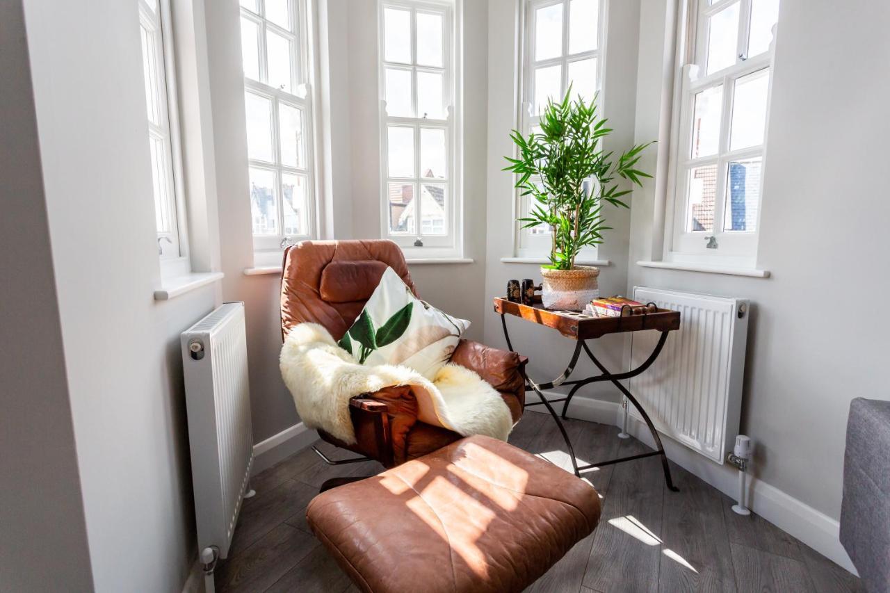 2 Bedroom Apartments With Sofa Bed In Southend 외부 사진